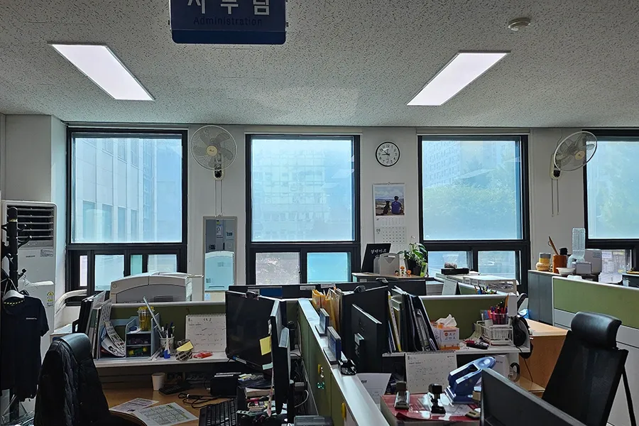 인천 상가유리썬팅 시공 세부 모습