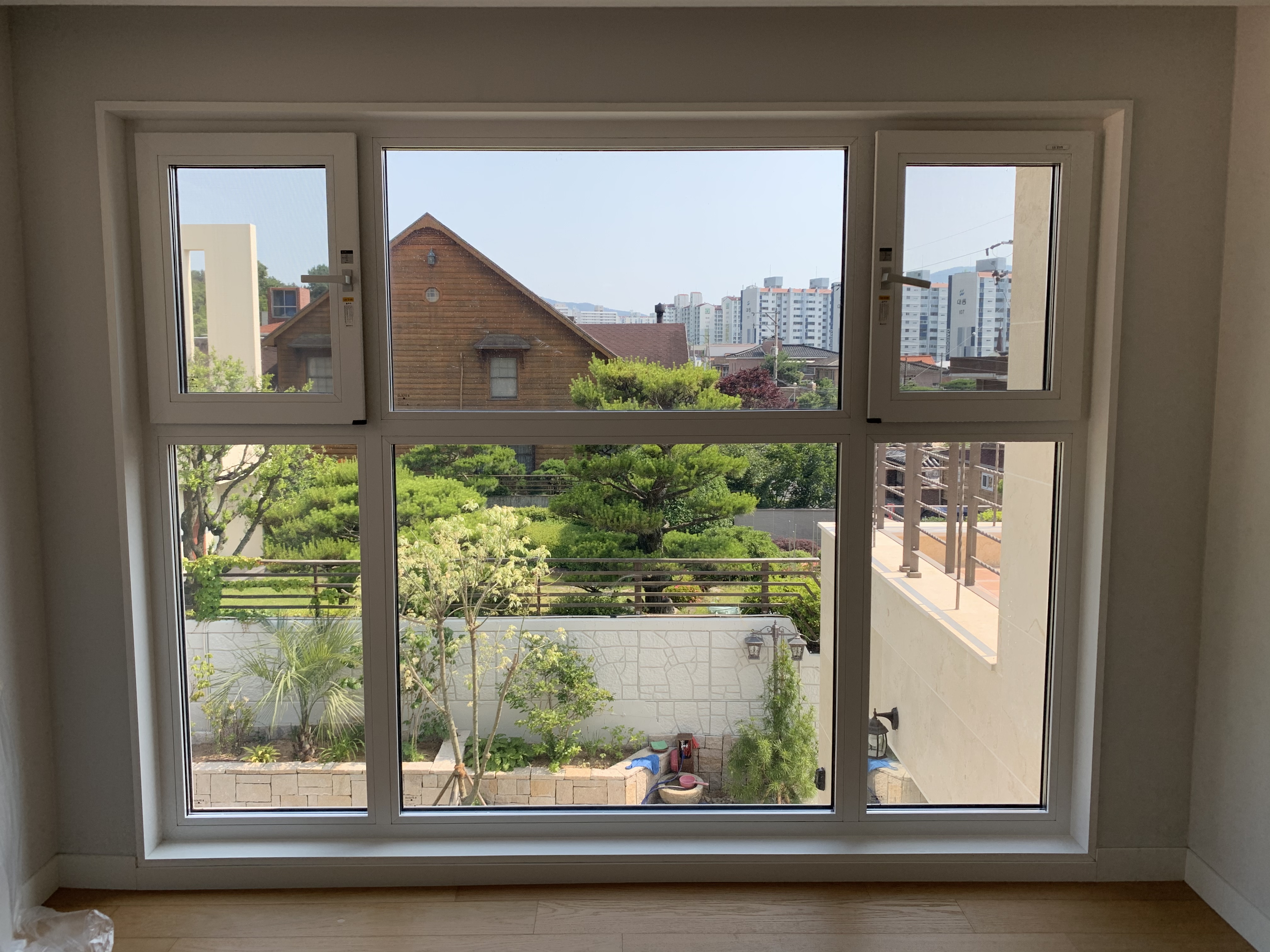 송파 약국 상가유리썬팅 시공 디테일2